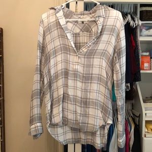 Long sleeve plaid